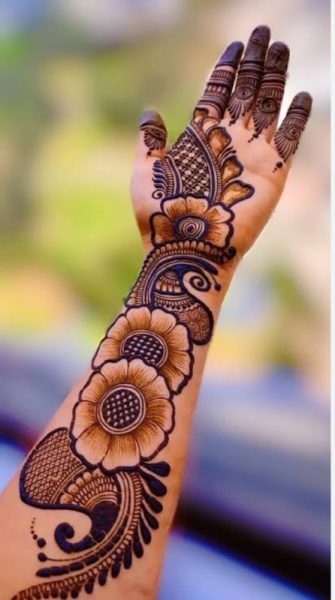 simple mehndi design